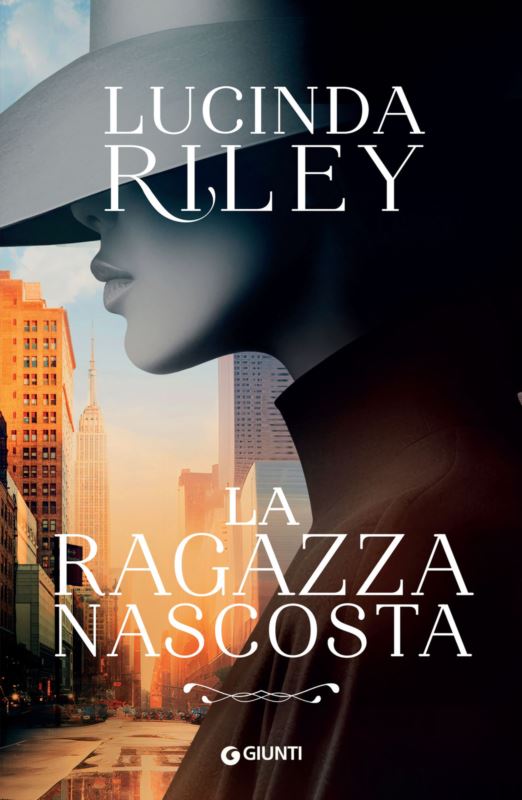 ragazza nascosta